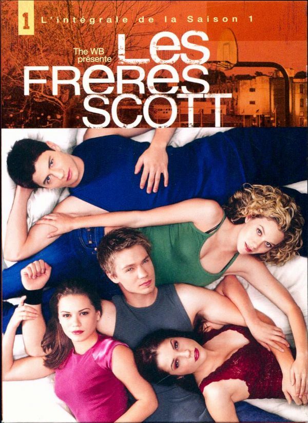 Les Frères Scott Saison 1 - Billy Dickson, Bryan Gordon, James Lafferty, Perry Lang, Robert Duncan McNeill, Sandy Smolan, Thomas J. Wright, David Carson, Duane Clark, Paul Johansson, Sophia Bush, John Behring, Moira Kelly, John Kretchmer, Keith Samples, Michael Grossman, Chad Michael Murray, Tom Wright, Hilarie Burton, Bethany Joy Lenz, Greg Pranze, Jason Moore - DVD