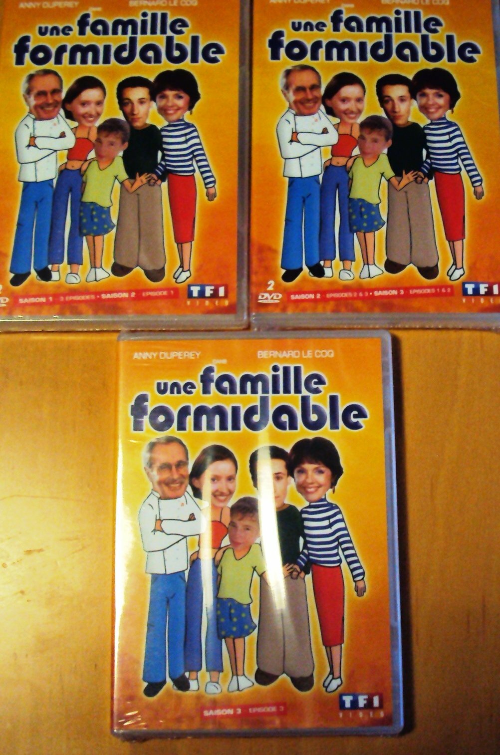 Une famille formidable : L'Intégrale des Saison 1 à 3 - Coffret 5 DVD - Joël Santoni - DVD