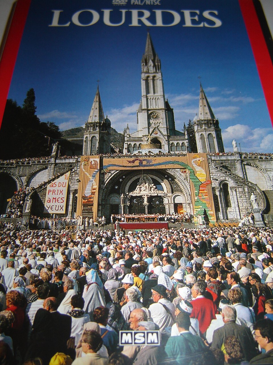 Lourdes / Travel DVD / Region 0 PAL/NTSC DVD / Bernadette Soubirous, Le Moulin de boly, Le cachot, Bartres, La Grotte, Les Apparitions, Nevers, Le Message, Les Sanctiaires / 22 tracks / 30 Minutes - Inconnu - DVD
