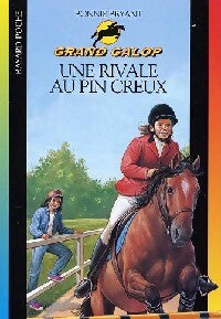 Une rivale au Pin Creux - Bonnie Bryant - Livre