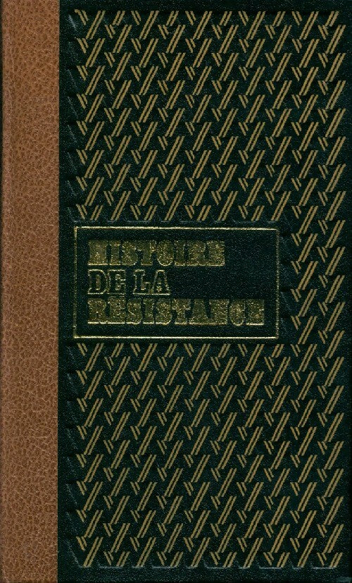 L'espionne n°1 : La chatte - Gordon Young - Livre